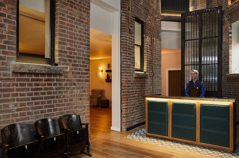 Hotel Indigo Manchester - Victoria Station By Ihg Bagian luar foto